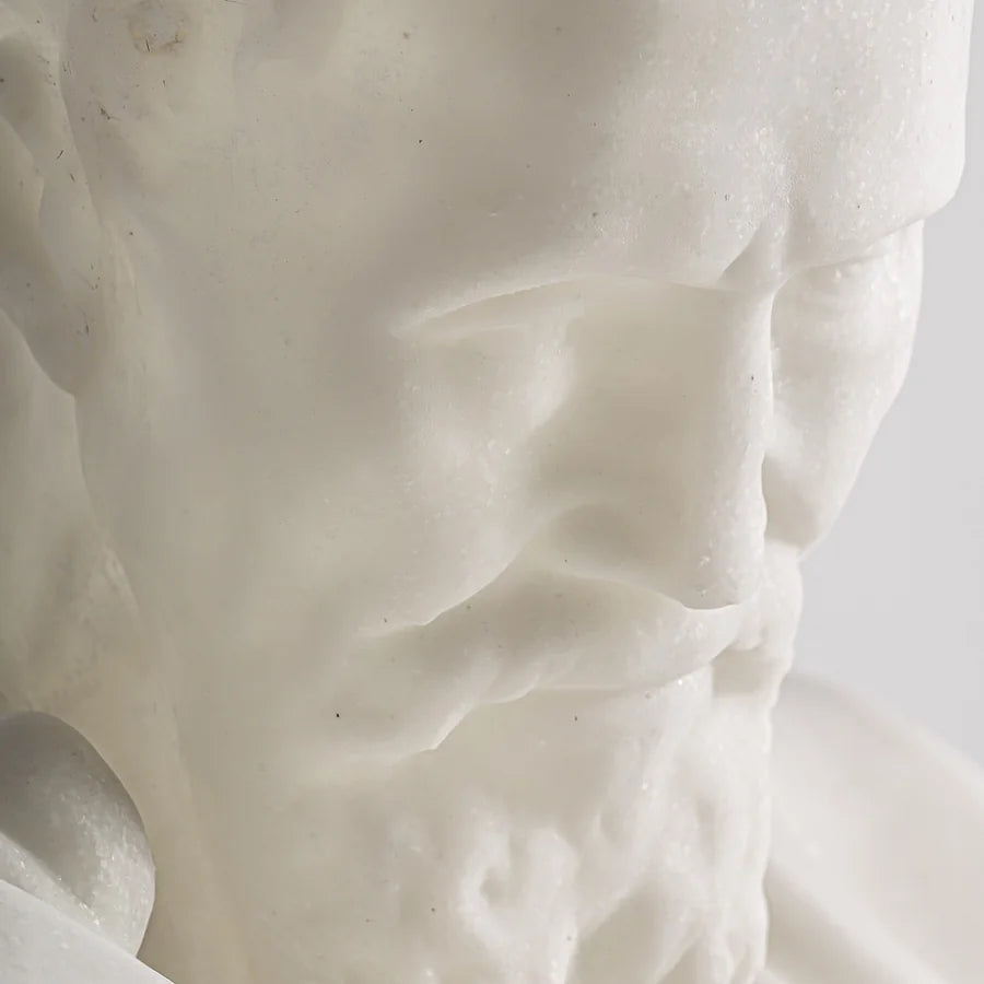 Busto Madge