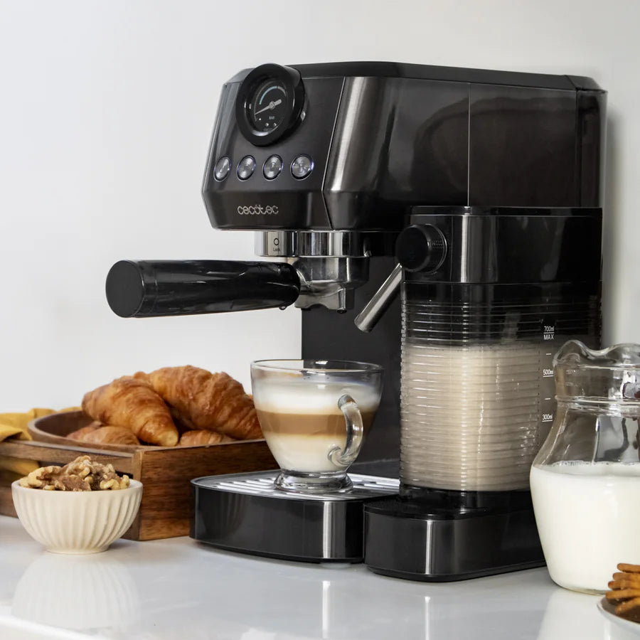 cafetera semiautomatica power espresso 20 steel pro latte cecotec ifdesign store 007