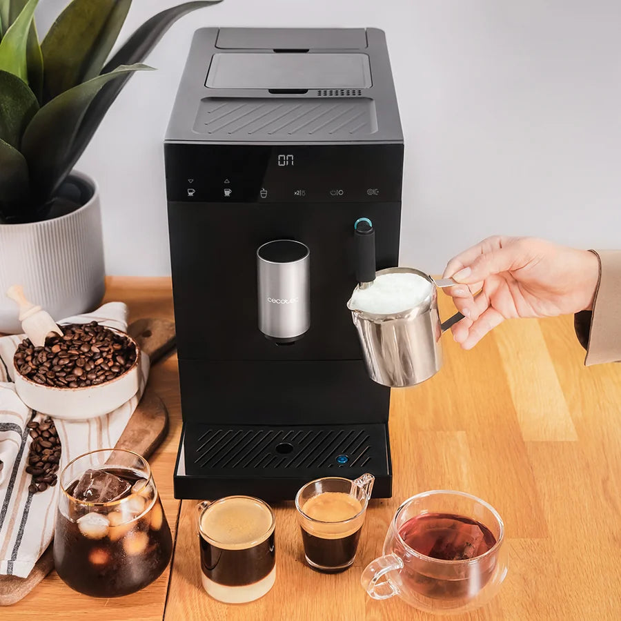 cafetera superautomatica cremmaet compact steam cecotec ifdesign store 006 — imagen de galería