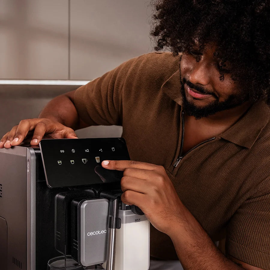 cafetera superautomatica cremmaet lungo latte cecotec ifdesign store 008 — imagen de galería