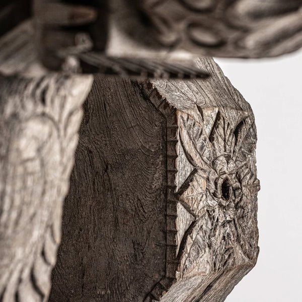 Escultura Hut J 2