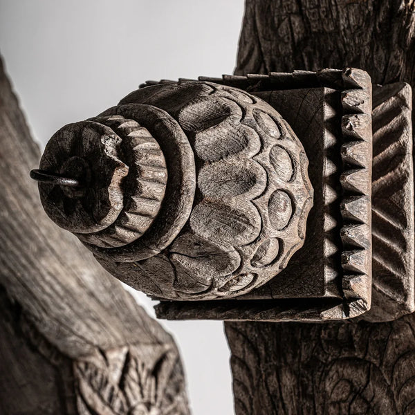 Escultura Hut J 2