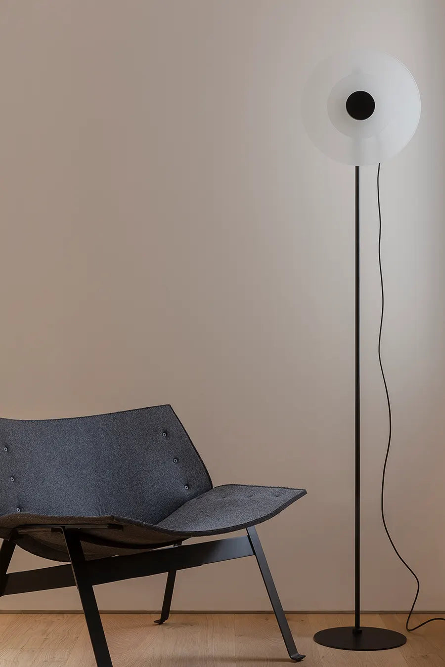 lampara-de-pie-halos-milan-iluminacion-005