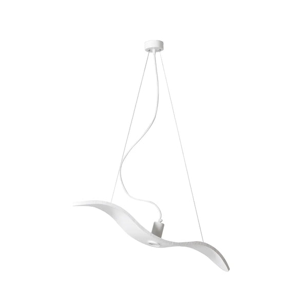 Lámpara colgante Gaviola de Casual Solutions en contrachapado lacado blanco, con forma de gaviota en vuelo, vista de cerca con el portalámparas y las cuerdas de suspensión (la bombilla GU10 va incluida)