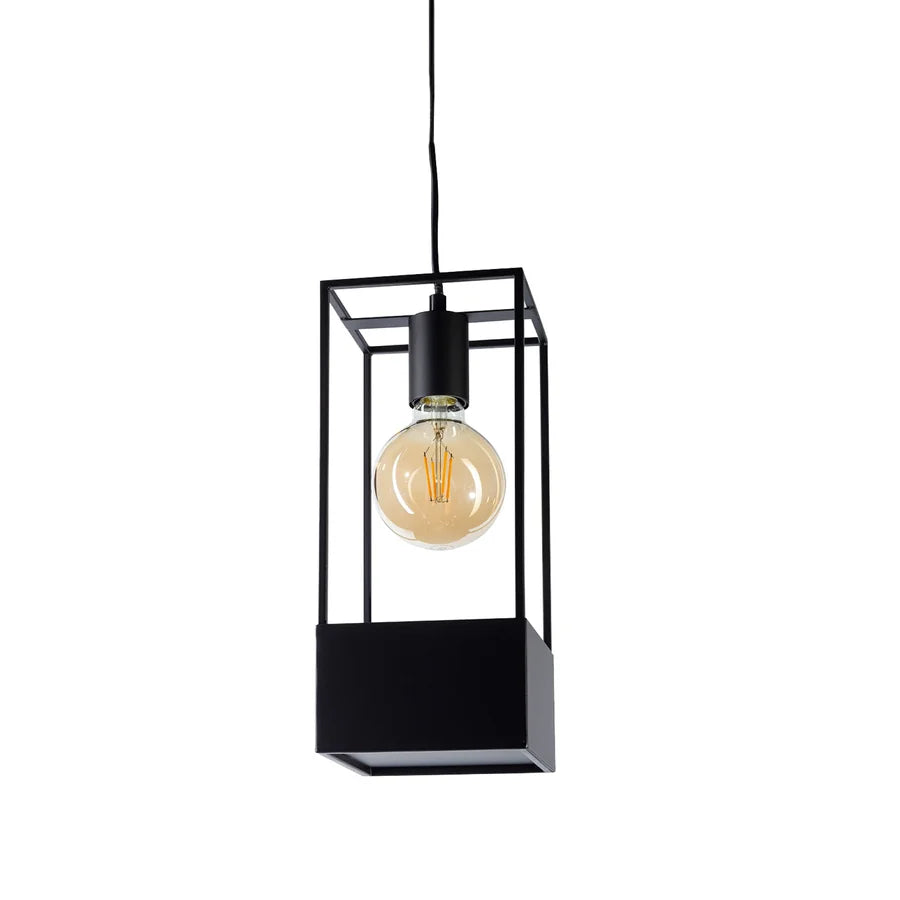 Lámpara colgante Lumen de Casual Solutions en negro, pantalla rectangular de chapa, vista de frente (la bombilla no va incluida)