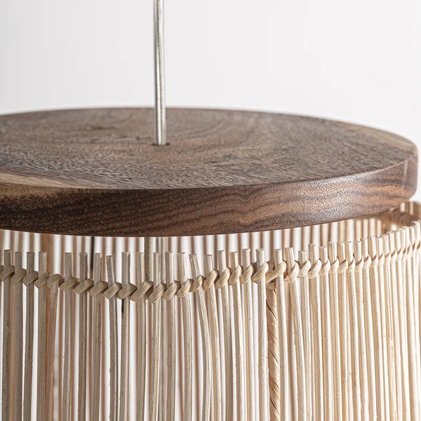 Disco superior de madera de suar de la Lámpara de Techo Kusse 37648 y el trenzado que remata el ratán