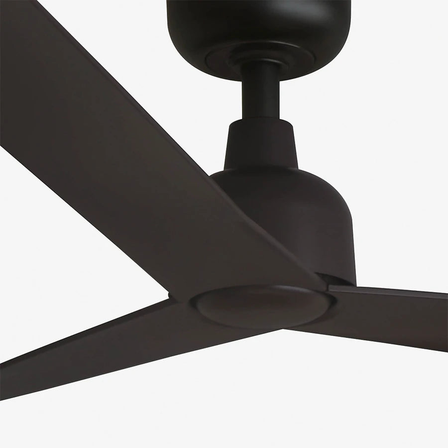 ventilador de techo marine faro barcelona ifdesign store 007 — detalle del motor y las palas marrón oscuro
