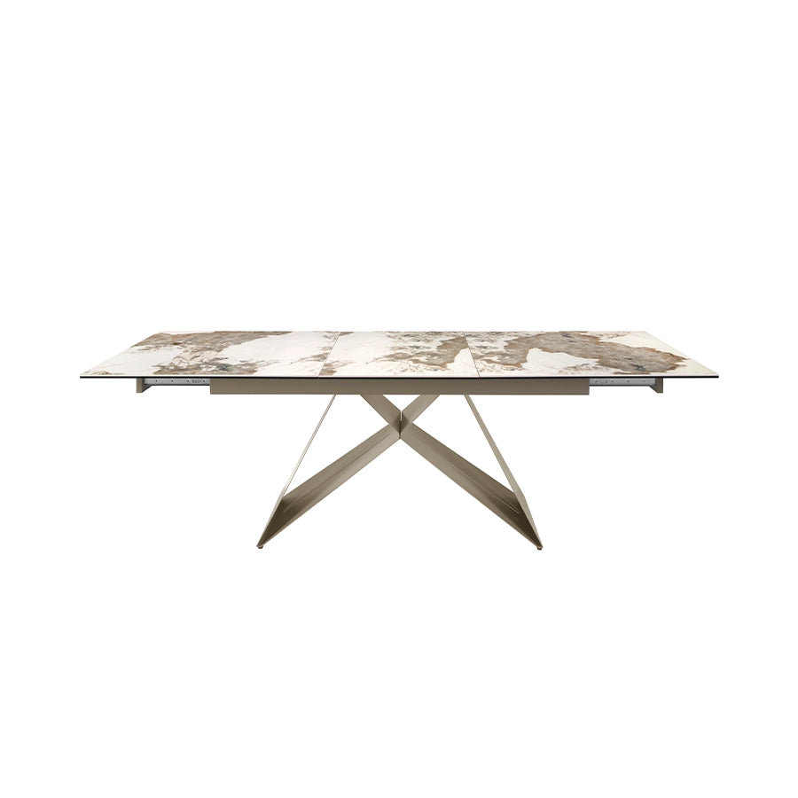 Mesa de Comedor Extensible 1114 extendida, vista de frente: el tablero mariposa central entre las dos mitades y las guías de acero bajo la tapa