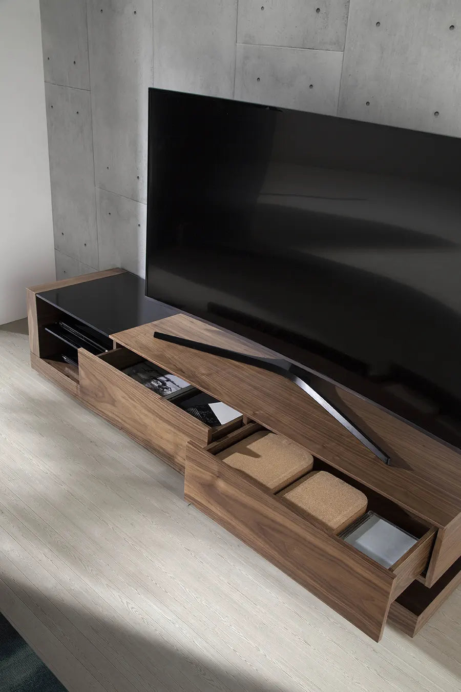 detalle-mueble-tv-modelo-3139-angel-cerda-007