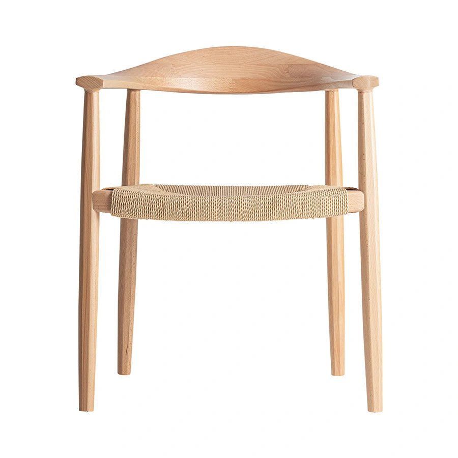 Silla Weiler 37682, vista frontal del respaldo y los brazos envolventes de madera y el asiento de cuerda