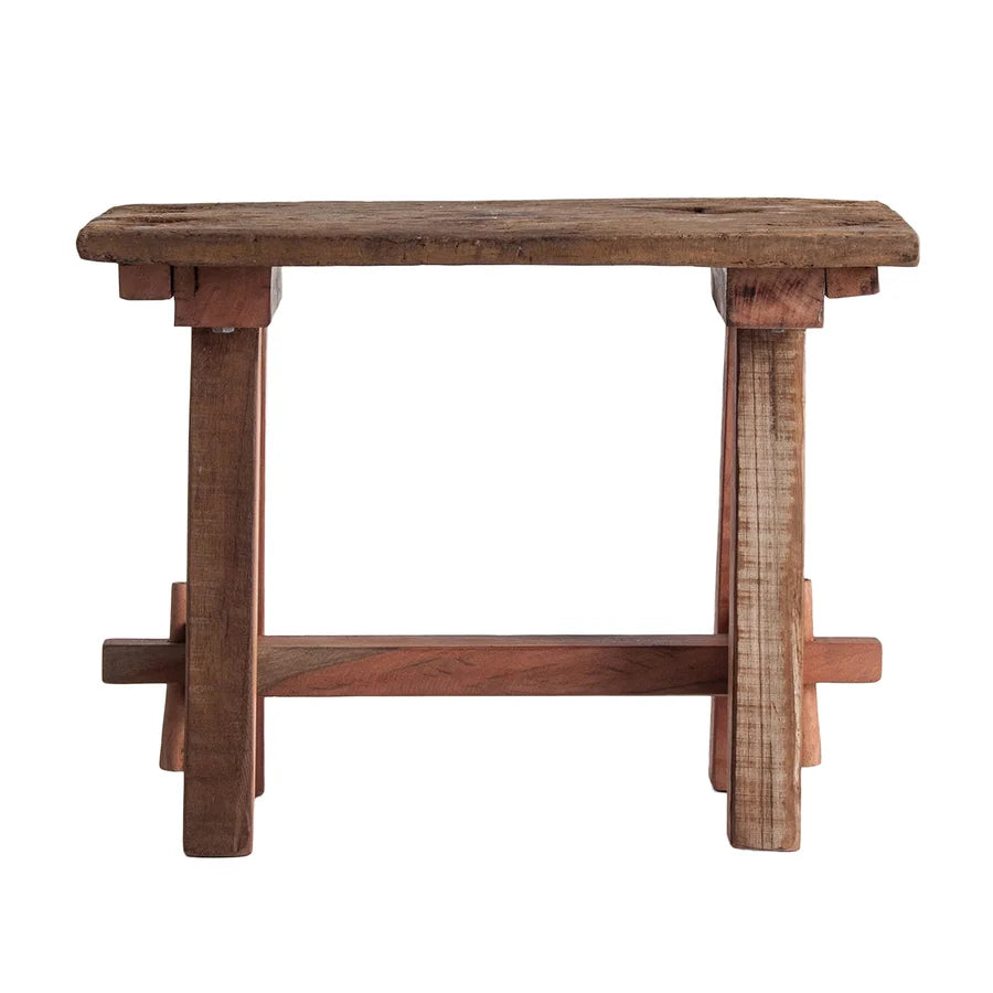 Taburete Tabou de Vical Home en madera de mango, visto de frente