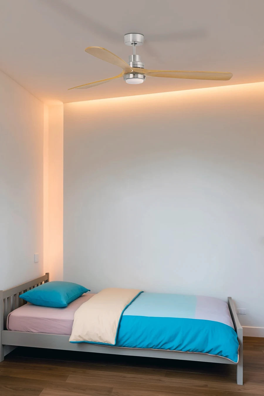 Ventilador de Techo Lantau L con Luz