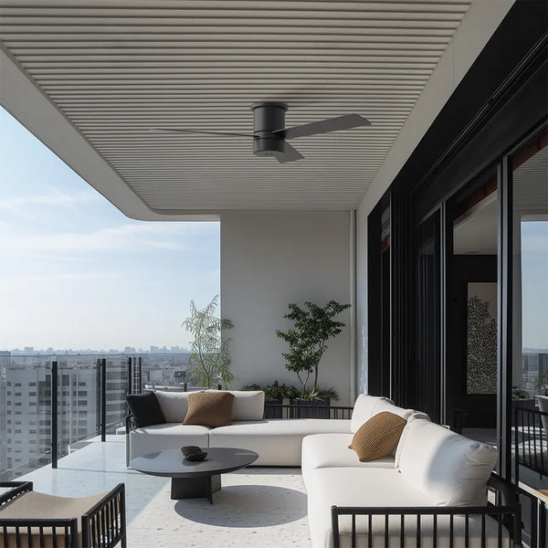 ventilador de techo mist sulion ifdesign store 015 — ambientado en la terraza de un ático, acabado negro